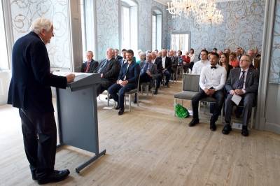 Senioren frdern den sportlichen Nachwuchs - 